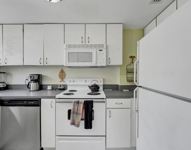 341 N Birch Road - Photo Thumbnail 9