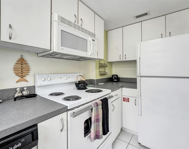 341 N Birch Road - Photo Thumbnail 15