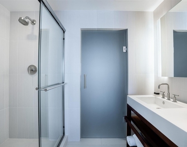 3101 Bayshore Drive - Photo Thumbnail 13