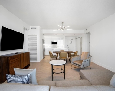 3101 Bayshore Drive - Photo Thumbnail 3
