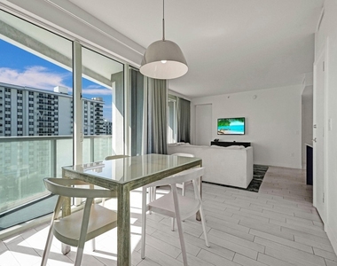 3101 Bayshore Drive - Photo Thumbnail 14