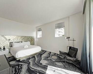 3101 Bayshore Drive - Photo Thumbnail 5