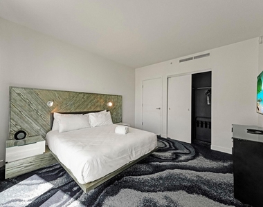 3101 Bayshore Drive - Photo Thumbnail 6