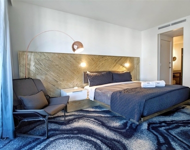 3101 Bayshore Drive - Photo Thumbnail 7