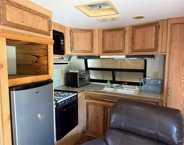 1046 E Owings Street - Photo Thumbnail 2
