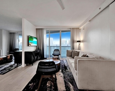 3101 Bayshore Drive - Photo Thumbnail 7