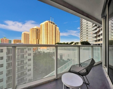 3101 Bayshore Drive - Photo Thumbnail 2