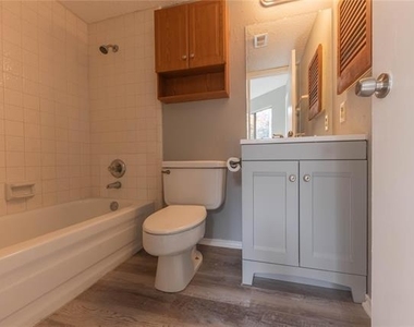9805 Walnut Street - Photo Thumbnail 17