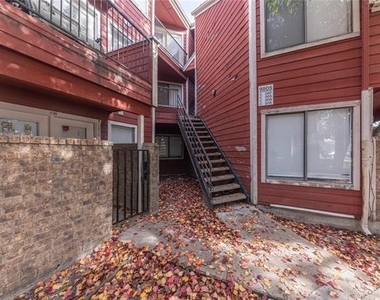 9805 Walnut Street - Photo Thumbnail 3