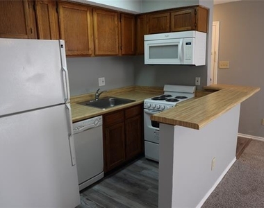 9805 Walnut Street - Photo Thumbnail 10