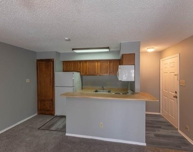9805 Walnut Street - Photo Thumbnail 5
