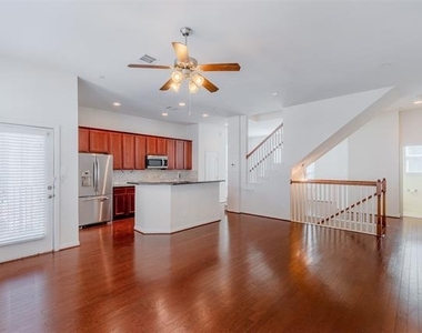 2326 Stutz Drive - Photo Thumbnail 8