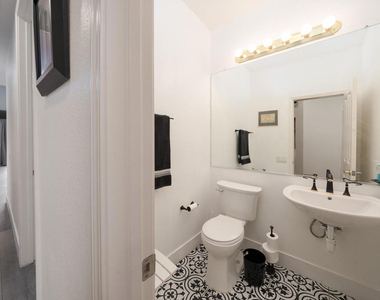 29581 W Laguna Drive - Photo Thumbnail 20