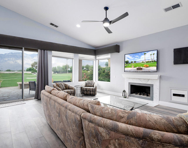 29581 W Laguna Drive - Photo Thumbnail 5