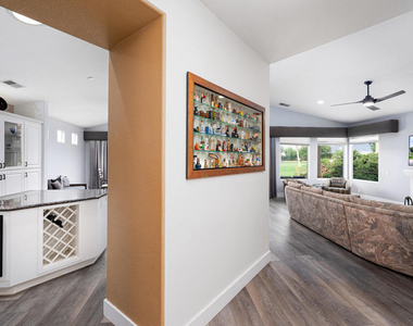 29581 W Laguna Drive - Photo Thumbnail 4