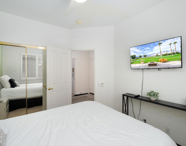 29581 W Laguna Drive - Photo Thumbnail 19