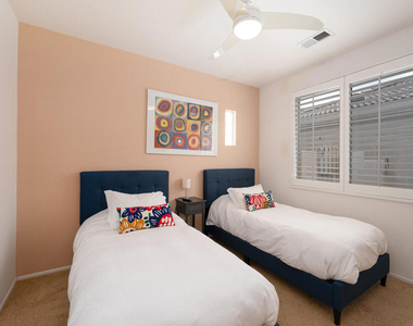 29581 W Laguna Drive - Photo Thumbnail 22
