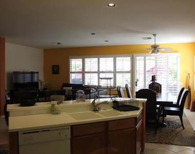 78047 Freisha Court - Photo Thumbnail 6
