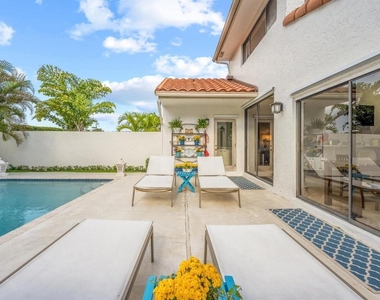 2443 Windsor Way Court - Photo Thumbnail 41