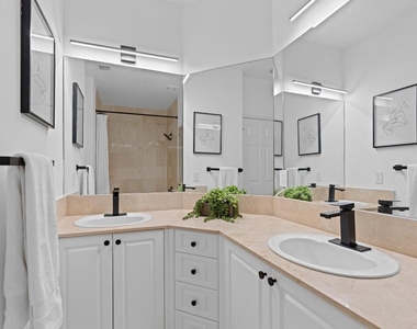 687 Hibiscus Street - Photo Thumbnail 22