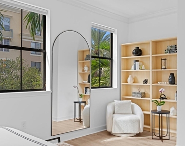 687 Hibiscus Street - Photo Thumbnail 20