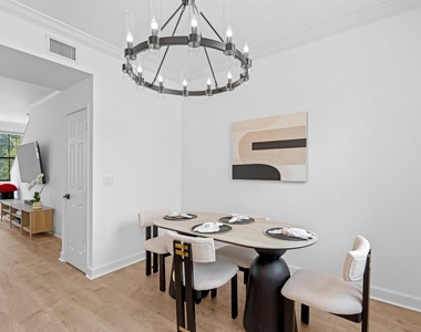687 Hibiscus Street - Photo Thumbnail 7