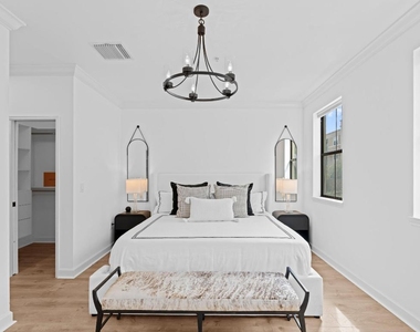 687 Hibiscus Street - Photo Thumbnail 18