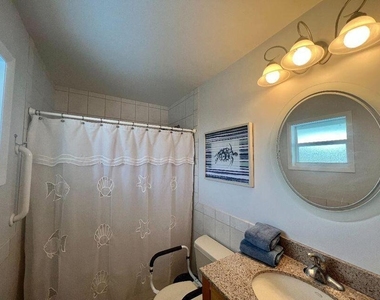 1540 Lantana Lane - Photo Thumbnail 5