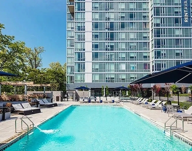1524 Sheepshead Bay Road - Photo Thumbnail 15