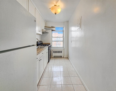 138-33 Jewel Ave - Photo Thumbnail 9