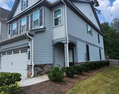 438 Bannon Way - Photo Thumbnail 4