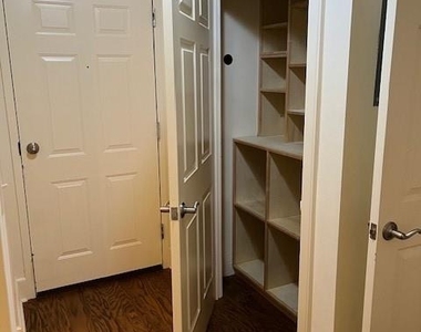 300 Johnson Ferry Road - Photo Thumbnail 6