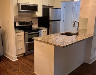 300 Johnson Ferry Road - Photo Thumbnail 3