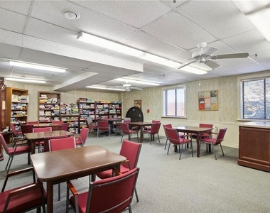 300 Johnson Ferry Road - Photo Thumbnail 25
