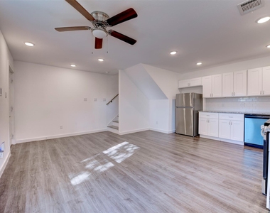 6309 Sandra Street - Photo Thumbnail 6
