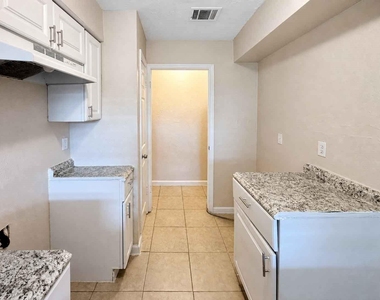 8710 Parkway Forest Drive - Photo Thumbnail 13