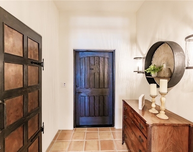 1291 Caloosa Drive - Photo Thumbnail 2