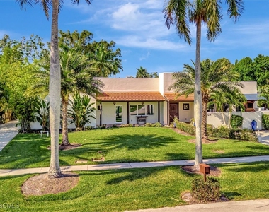 1291 Caloosa Drive - Photo Thumbnail 1