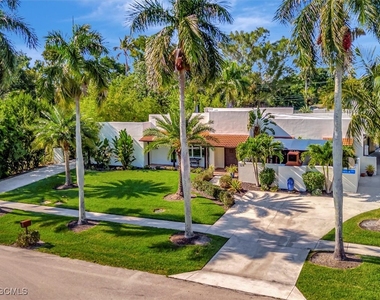 1291 Caloosa Drive - Photo Thumbnail 5