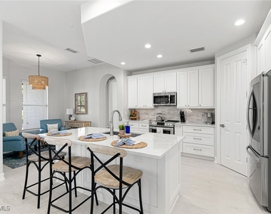 6096 Dogleg Drive - Photo Thumbnail 14