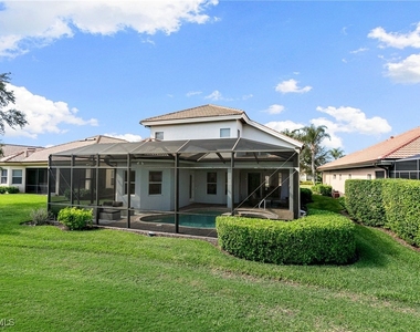 6096 Dogleg Drive - Photo Thumbnail 9