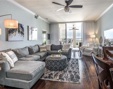 450 Bayfront Place - Photo Thumbnail 2