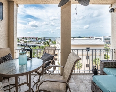 450 Bayfront Place - Photo Thumbnail 14