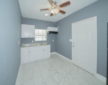 1426 Telephone Road - Photo Thumbnail 6