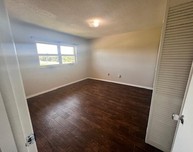 5600 N Banana River Boulevard - Photo Thumbnail 8