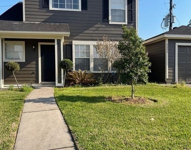 6226 Kings Oaks Lane - Photo Thumbnail 9