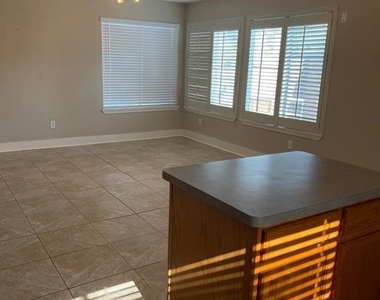 6226 Kings Oaks Lane - Photo Thumbnail 6