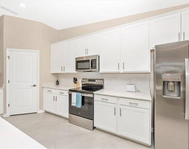 17500 Opal Sand Drive - Photo Thumbnail 9