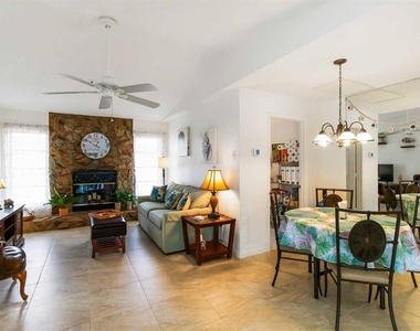 18606 Briggs Circle - Photo Thumbnail 13