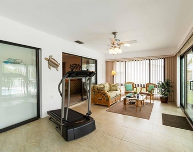 18606 Briggs Circle - Photo Thumbnail 24